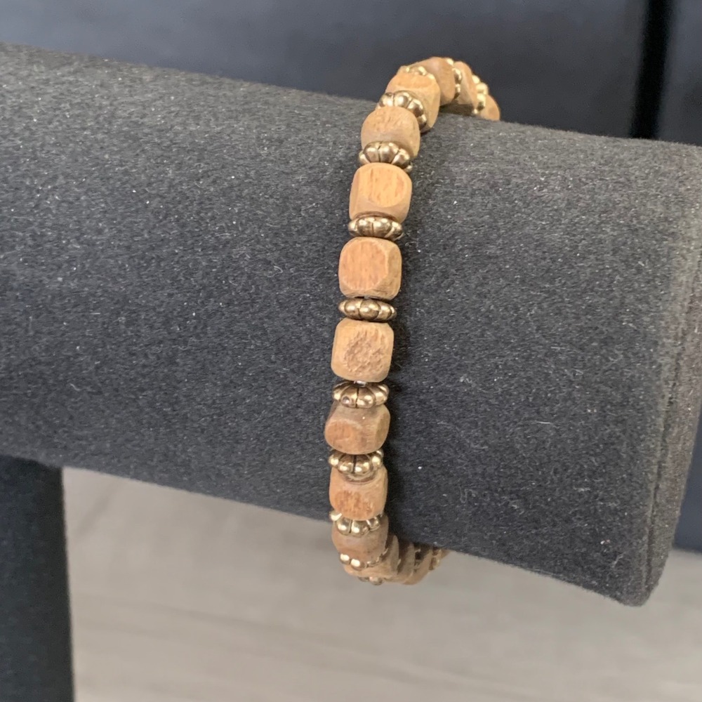 Natural Wood Cube Bead Stretch Bracelet with Gold Tone Spacers Boho 5.5 Inch
